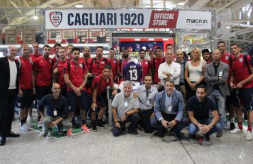 maglia astori cagliari ussi