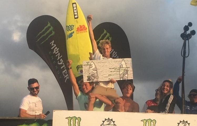 Surf: Marinedda Bay Open 2019, trionfa il cagliaritano Matteo Calatri