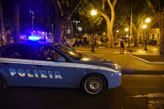 Cagliari, rapina e aggredisce un disabile poi minaccia e deruba un 50enne: 32enne in manette