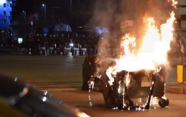 Un'immagine del corteo di anarchici del 9 febbraio scorso a Torino - Foto Il Fatto Quotidiano