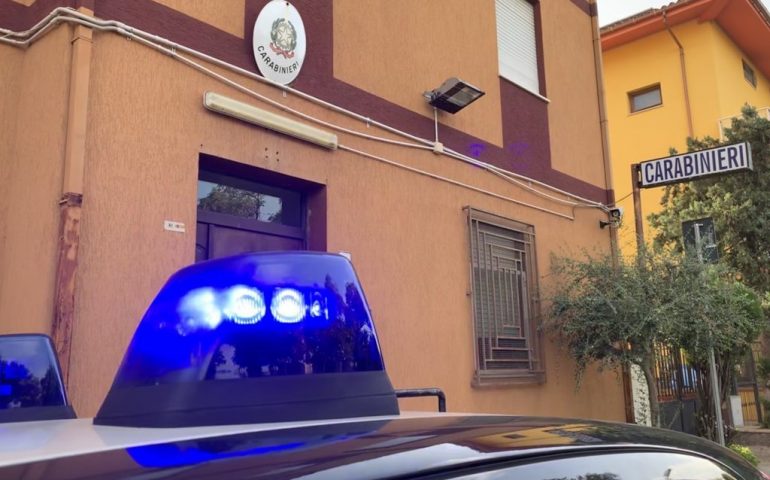 Cagliari: arrestata la santona che truffava gli anziani sostenendo di togliere il “malocchio”