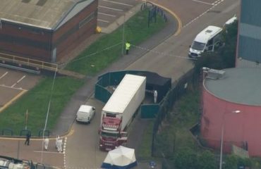 Il camion in cui sono stati trovati i 39 cadaveri nell'Essex - FOTO BBC