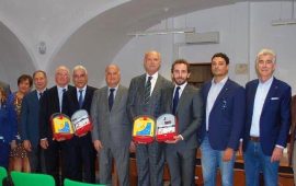Il Rotary dona defibrillatori per le sedi della Questura e della Prefettura di Cagliari