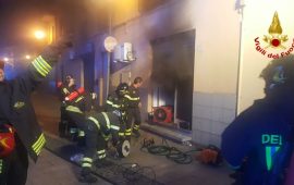Incendio in una pasticceria a Quartu