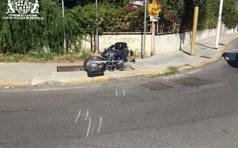 Incidente auto contro moto a Genneruxi