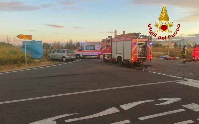 Schianto fra auto a Macchiareddu. Ferite cinque persone