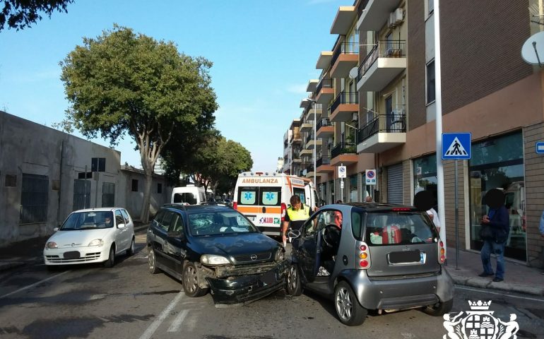 Incidente tra due auto a Sant’Avendrace. Tre feriti in ospedale
