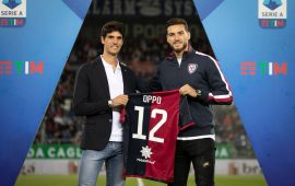 Stefano Oppo premiato da Luca Ceppitelli