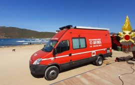 Surfista disperso in mare a Porto Ferro