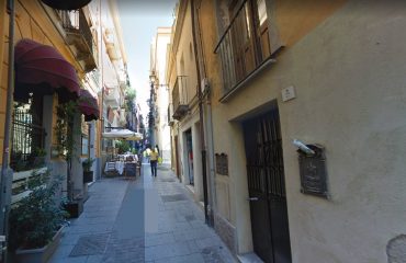 Una veduta di via Napoli a La Marina - Cagliari