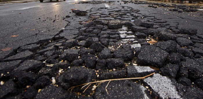 Lavori pubblici, 35 milioni per la manutenzione delle strade della Sardegna