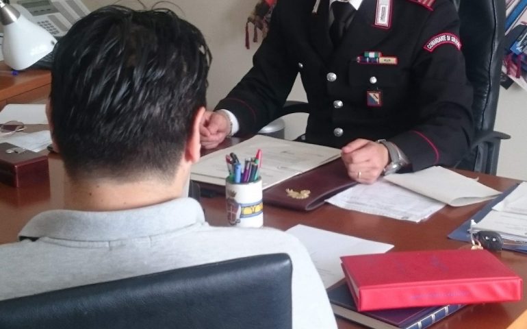 Offende su Facebook il capo della municipale e viene denunciato dai carabinieri. Succede a Tertenia