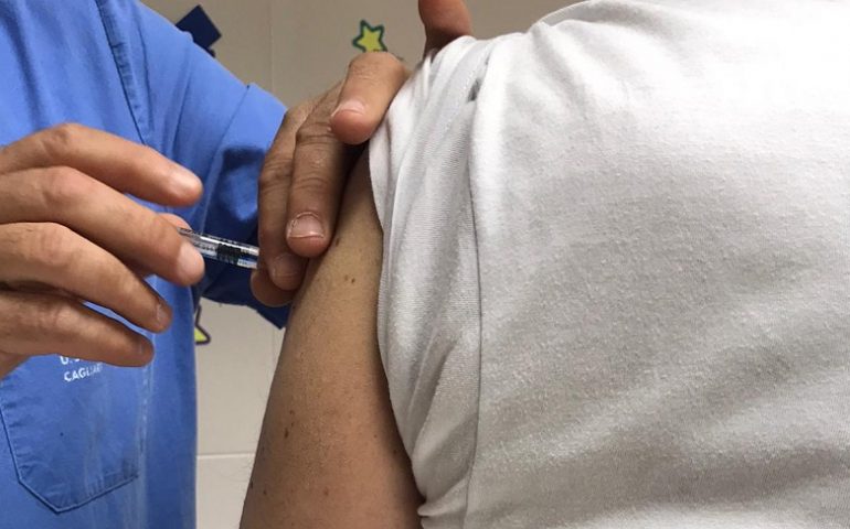 #iomivaccino: vaccino antinfluenza, buona affluenza negli ambulatori durante la prima settimana