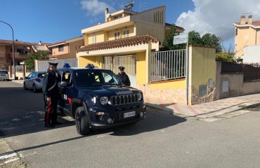 I carabinieri arrestano ragazzo di 17 anni a Selargius per il furto di un'auto a Monserrato