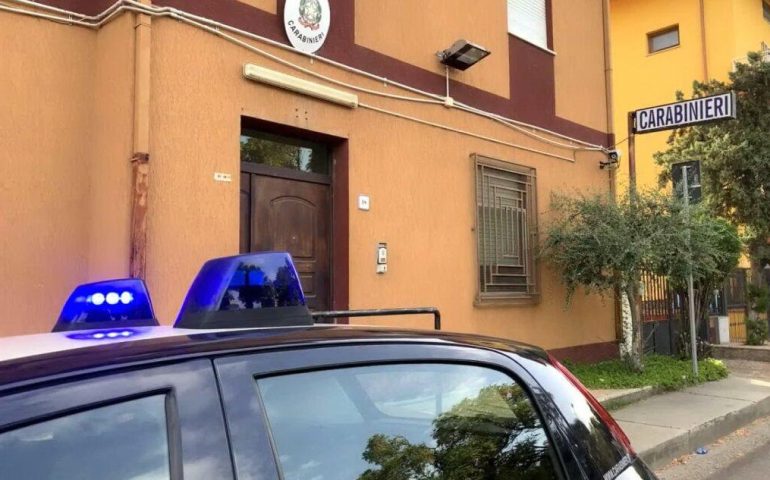 Tortolì, doppio attentato incendiario nella notte, a fuoco le auto di un maresciallo e di un commerciante