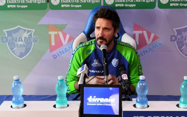 Gianmarco Pozzecco nella conferenza stampa prima della partita di Champions Dinamo Strasburgo