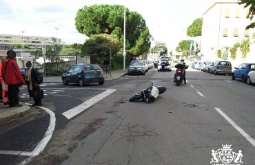 Incidente in viale Trento a Cagliari: coinvolte un'auto e una moto