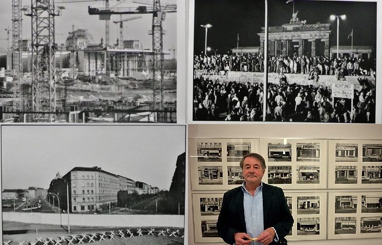 Alcune foto della mostra sulla caduta del muro di Berlino ad Ozieri del fotografo tedesco K.Lange