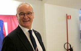 Claudio Ranieri al museo del Cagliari prima di Cagliari-Sampdoria