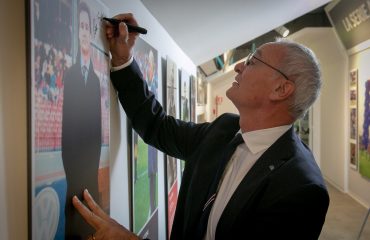 Claudio Ranieri al museo del Cagliari prima di Cagliari-Sampdoria