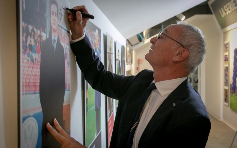 Claudio Ranieri al museo del Cagliari prima di Cagliari-Sampdoria