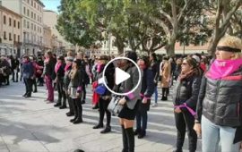 Il flash mob di questa mattina in piazza Garibaldi