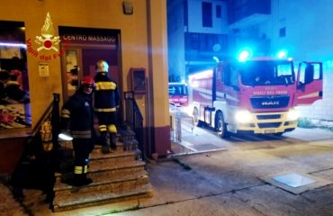 incendio-cagliari-santostefano-vigilidelfuoco