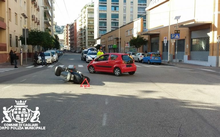 Cagliari: 70enne cade dalla moto per evitare un’auto