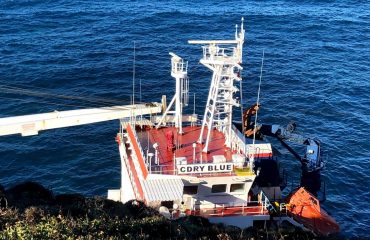 La nave cargo incagliata Cdry Blue - Foto comune di Sant'Antioco