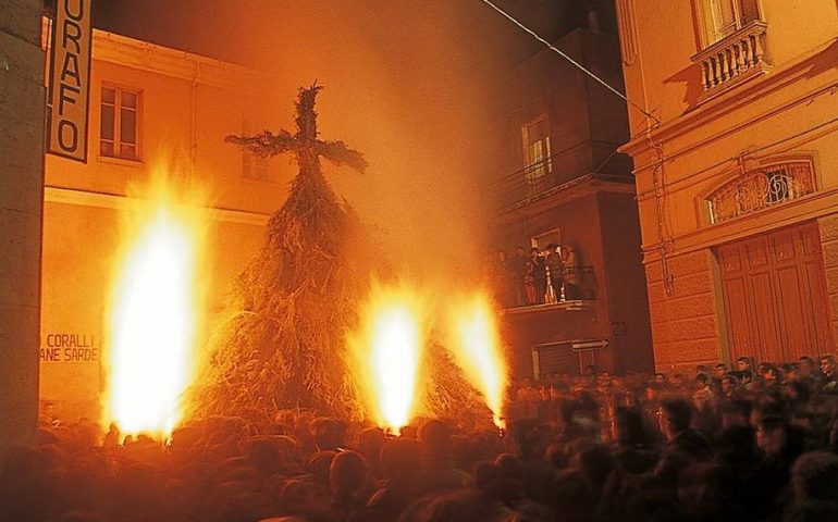 Tutto pronto in Sardegna per i fuochi di Sant’Antonio Abate: il programma di Dorgali