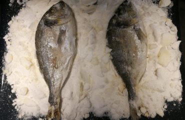 La ricetta di Vistanet di oggi: orata al sale, un piatto che esalta alla perfezione il sapore del pesce
