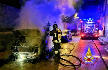 sant'elia incendio auto