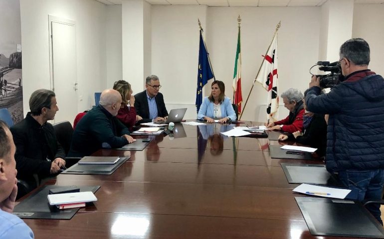 Vertenza Auchan: la conferenza stampa dell'assessore Zedda
