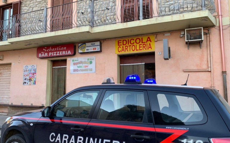 Villanovafranca, lite con il coltello al bar tra due uomini