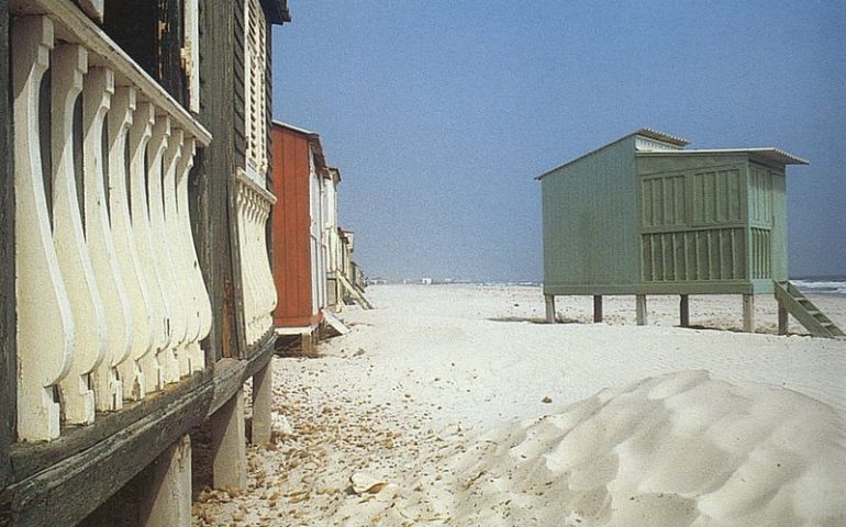 La Cagliari che non c’è più: quando al Poetto c’erano i casotti e le dune