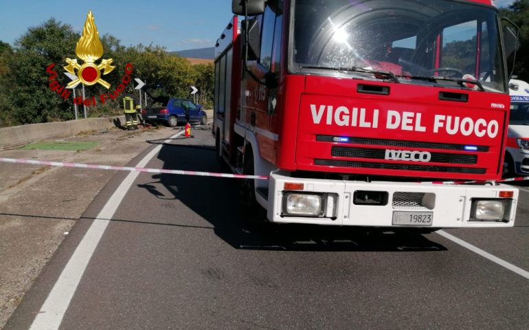 Ancora sangue sulle strade sarde: muore un 87enne sulla 292, per lo scontro tra due auto