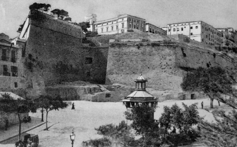 piazza costituzione, cagliari