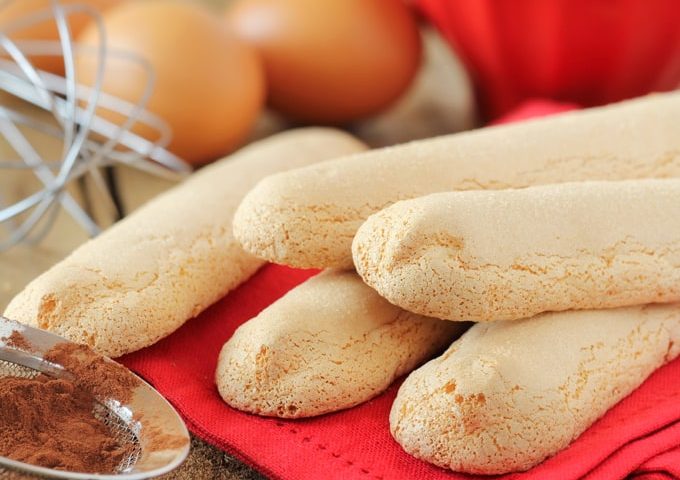 La ricetta Vistanet di oggi: i savoiardi, i biscotti tra i più famosi della nostra Isola