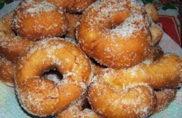 La ricetta Vistanet di oggi: le zeppole. Ed è subito Carnevale