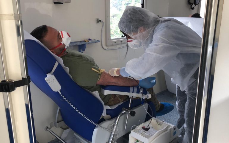 Coronavirus. La Brigata Sassari dona il sangue all’Avis di Macomer