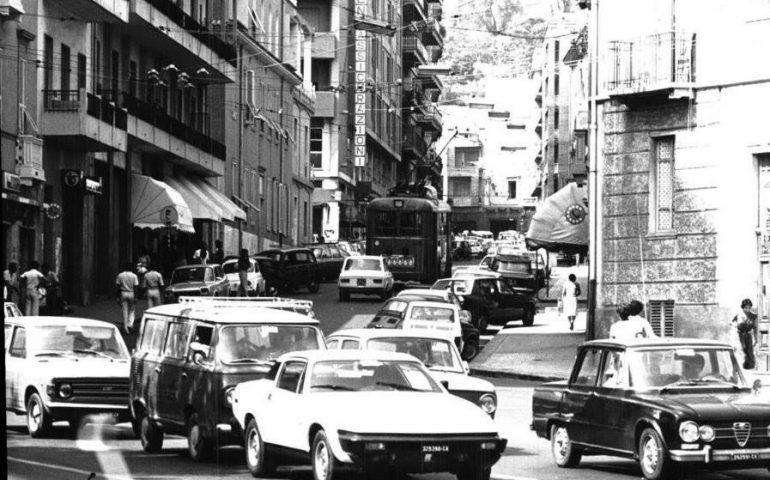 La Cagliari che non c’è più: via Alghero con il doppio senso negli anni Settanta