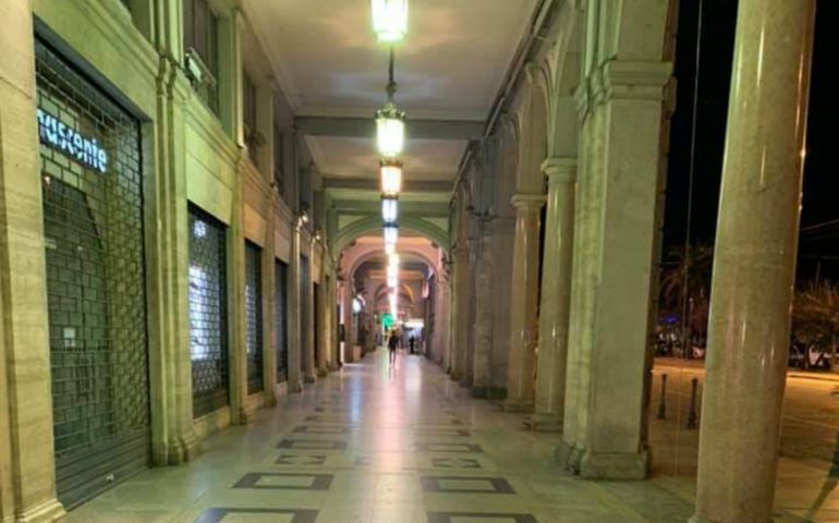 La foto. Cagliari deserta dopo le 19