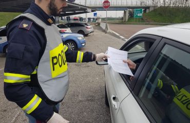 I controlli per il Coronavirus predisposti dalla Polizia di Stato