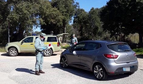 Stranieri non autodenunciati sorpresi dalla Forestale in Sardegna. Scatta la denuncia