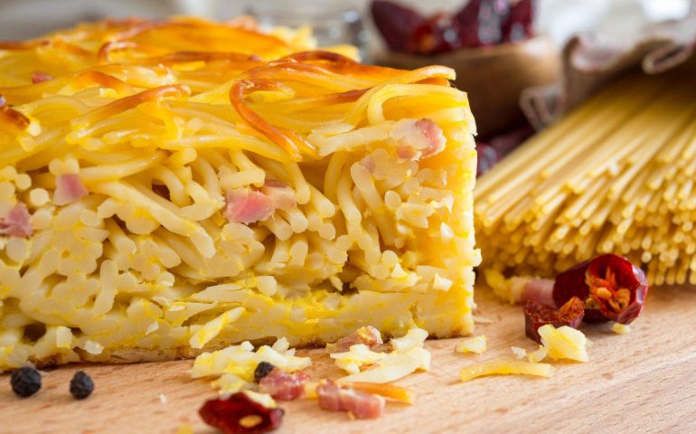 La ricetta Vistanet di Oggi: frittata di pasta, un modo squisito di usare gli avanzi