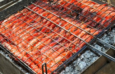 La ricetta Vistanet di oggi: gamberoni alla griglia, il top della cucina di mare cagliaritana