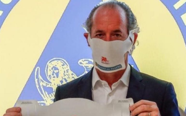 Zaia boccia il passaporto sanitario ma è d’accordo con Solinas sulla regolamentazione degli ingressi