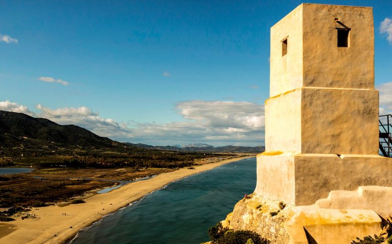 Lo sapevate? In Sardegna ci sono oltre cento torri spagnole. Solo tre non sono circolari