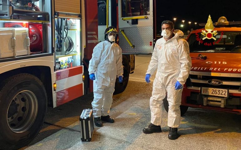 vigili-del-fuoco-cagliari-notte-coronavirus-dpi (1)