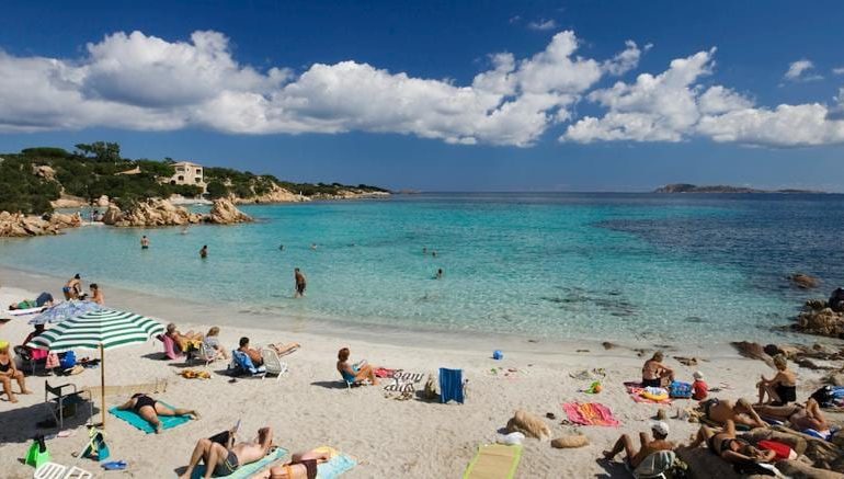 Liquidità per il settore turistico, subito più di 4 milioni di euro a fondo perduto per 326 domande